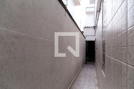Casa à venda com 160m², 3 quartos e 2 vagas Casa à venda com 160m², 3 quartos e 2 vagasCorredor