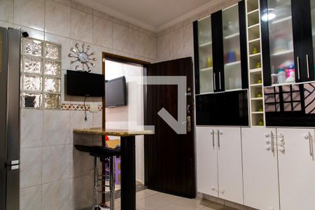 Casa à venda com 160m², 3 quartos e 2 vagas Casa à venda com 160m², 3 quartos e 2 vagasCozinha