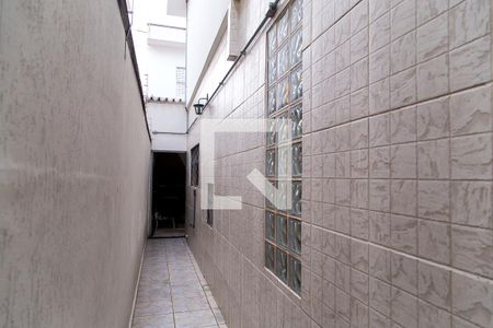Casa à venda com 160m², 3 quartos e 2 vagas Casa à venda com 160m², 3 quartos e 2 vagasCorredor
