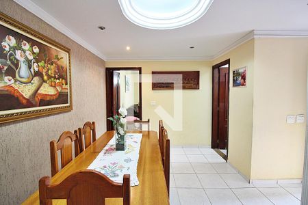 Casa à venda com 208m², 4 quartos e 6 vagasSala de Jantar