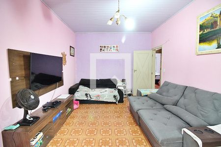 Casa à venda com 208m², 4 quartos e 6 vagasSala Casa 2