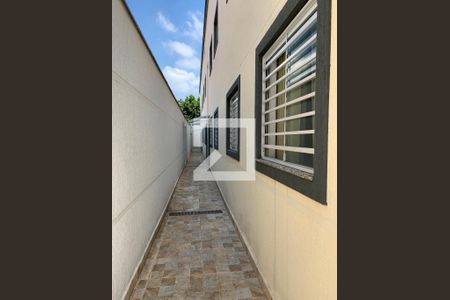 Casa para alugar com 69m², 2 quartos e 1 vaga Casa para alugar com 69m², 2 quartos e 1 vagaCorredor de Acesso