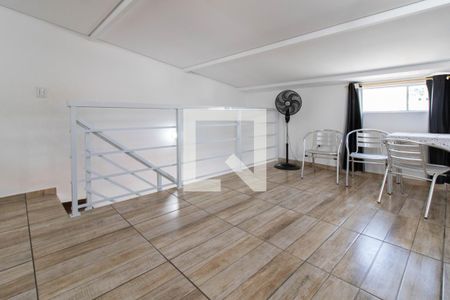 Casa para alugar com 69m², 2 quartos e 1 vaga Casa para alugar com 69m², 2 quartos e 1 vagaSuíte