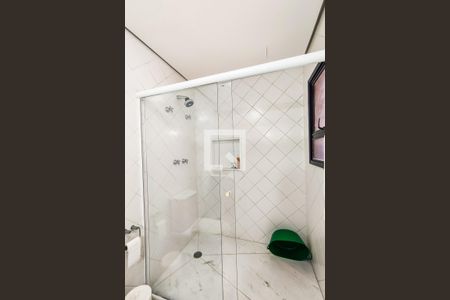 Apartamento à venda com 250m², 3 quartos e 4 vagasBanheiro Suíte 2