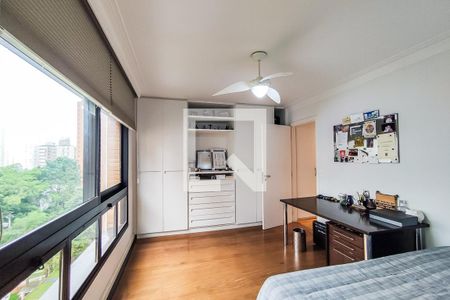 Apartamento à venda com 250m², 3 quartos e 4 vagasSuíte 3