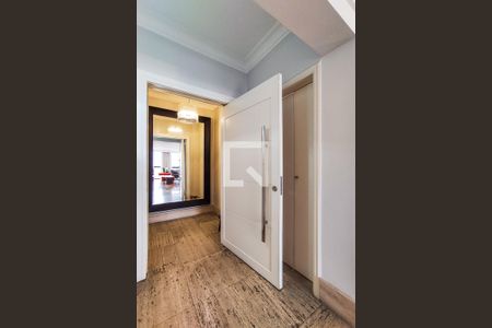 Apartamento à venda com 250m², 3 quartos e 4 vagasHall