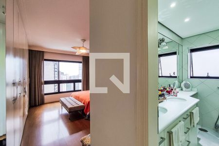Apartamento à venda com 250m², 3 quartos e 4 vagasSuíte Master