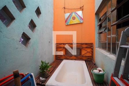 Banheira  de casa à venda com 3 quartos, 143m² em Morro Santana, Porto Alegre