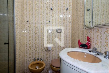 Apartamento à venda com 140m², 3 quartos e 1 vagaBanheiro da Suíte