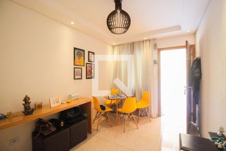 Sala de casa de condomínio para alugar com 2 quartos, 66m² em Parada Xv de Novembro, São Paulo