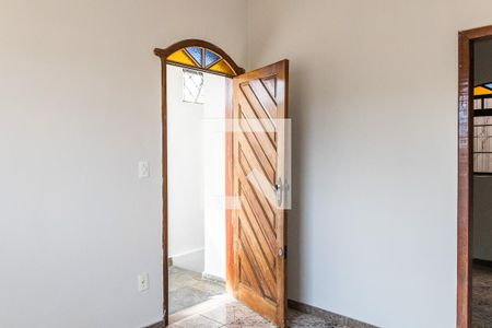 Sala de casa para alugar com 2 quartos, 70m² em Juliana, Belo Horizonte