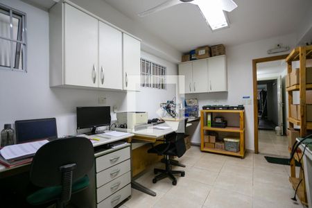 Casa à venda com 607m², 4 quartos e 8 vagasEscritório