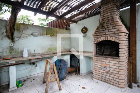 Casa à venda com 607m², 4 quartos e 8 vagasQuintal e Churrasqueira