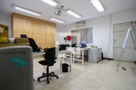 Casa à venda com 607m², 4 quartos e 8 vagasQuarto 3