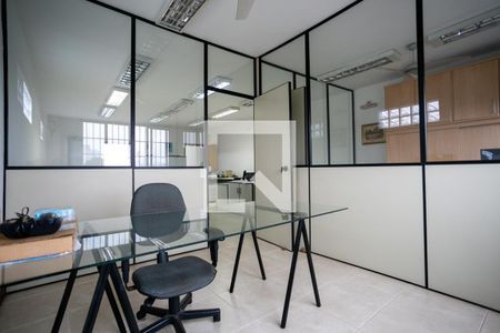 Casa à venda com 607m², 4 quartos e 8 vagasQuarto 4