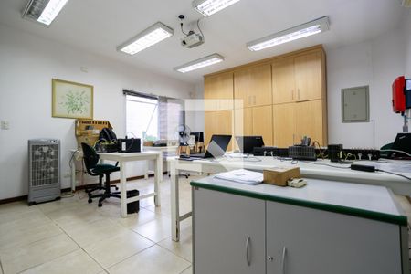 Casa à venda com 607m², 4 quartos e 8 vagasQuarto 3