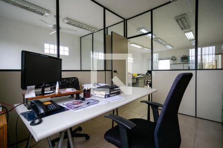 Casa à venda com 607m², 4 quartos e 8 vagasQuarto 4