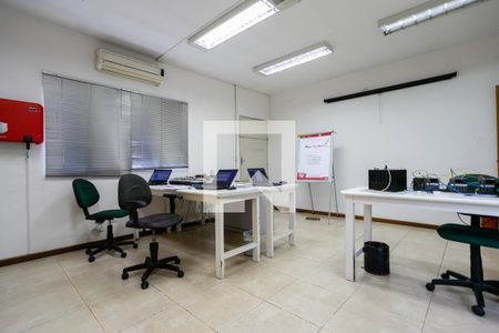 Casa à venda com 607m², 4 quartos e 8 vagasQuarto 3