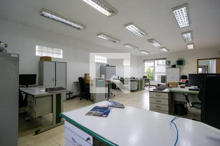 Casa à venda com 607m², 4 quartos e 8 vagasQuarto 2