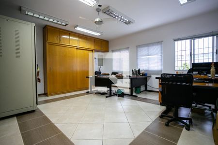 Casa à venda com 607m², 4 quartos e 8 vagasQuarto 1