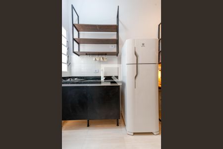 Cozinha de kitnet/studio para alugar com 1 quarto, 14m² em Vila Medeiros, São Paulo
