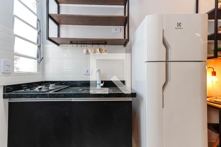 Cozinha de kitnet/studio para alugar com 1 quarto, 14m² em Vila Medeiros, São Paulo