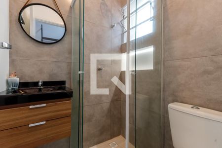 Banheiro  de kitnet/studio para alugar com 1 quarto, 14m² em Vila Medeiros, São Paulo