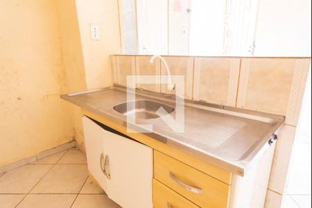 Casa para alugar com 60m², 1 quarto e 1 vagaPia