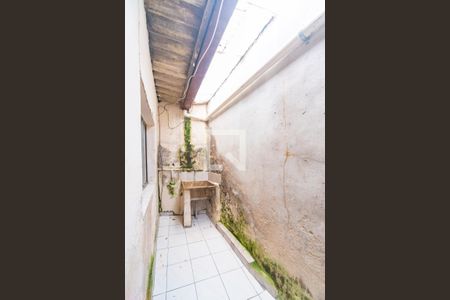 Casa para alugar com 60m², 1 quarto e 1 vagaÁrea de Serviço 