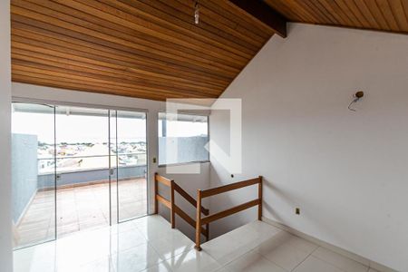Casa à venda com 150m², 3 quartos e 2 vagasSótão 
