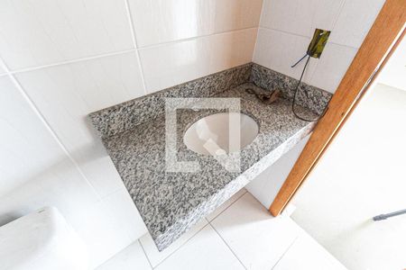 Casa à venda com 150m², 3 quartos e 2 vagasBanheiro do Quarto 2