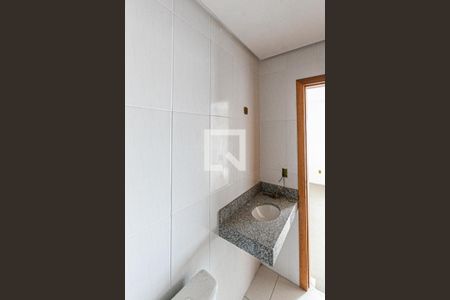 Casa à venda com 150m², 3 quartos e 2 vagasBanheiro do Quarto 2