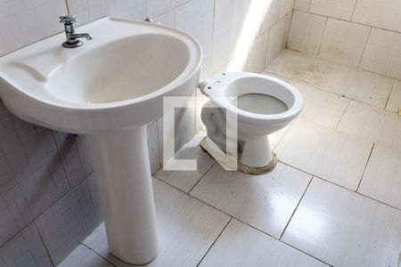 Casa para alugar com 50m², 1 quarto e sem vaga Casa para alugar com 50m², 1 quarto e sem vagaBanheiro