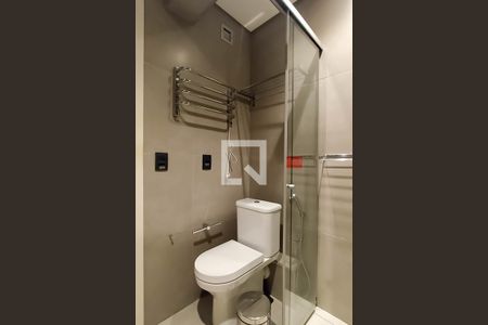 Apartamento à venda com 35m², 1 quarto e 1 vaga Apartamento à venda com 35m², 1 quarto e 1 vagaBanheiro social