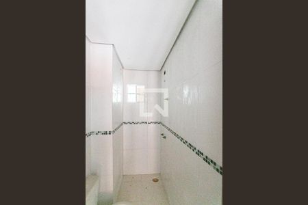 Banheiro do Quarto 1 de casa à venda com 3 quartos, 150m² em Guarujá, Porto Alegre