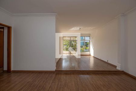 Apartamento para alugar com 150m², 4 quartos e 5 vagasSala