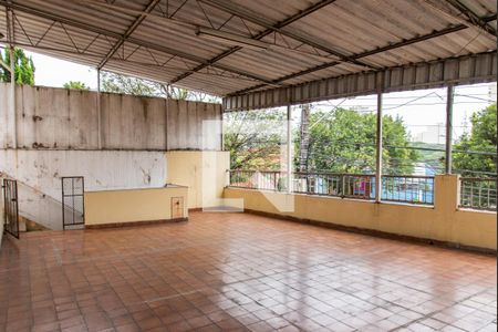 Casa à venda com 180m², 2 quartos e 3 vagasTerraço