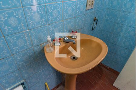 Casa à venda com 180m², 2 quartos e 3 vagasEdícula/banheiro