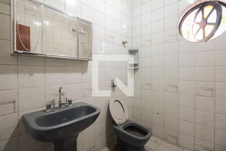 Banheiro Social  de casa à venda com 3 quartos, 140m² em Vila Esperança, São Paulo