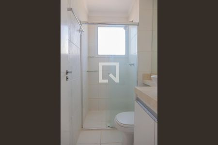 Banheiro de apartamento para alugar com 2 quartos, 42m² em Ribeirânia, Ribeirão Preto
