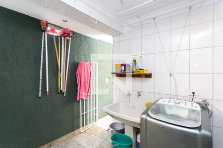 Casa à venda com 280m², 3 quartos e 5 vagasÁrea de Serviço