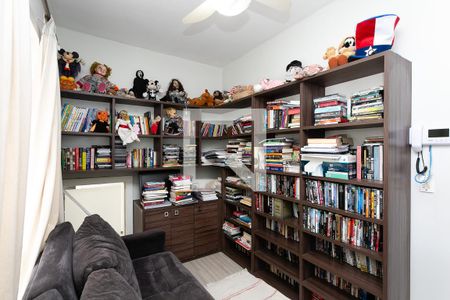 Casa à venda com 280m², 3 quartos e 5 vagasEscritório