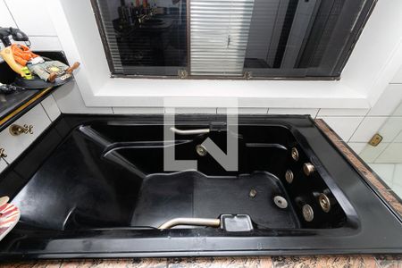 Casa à venda com 280m², 3 quartos e 5 vagasBanheiro da Suíte