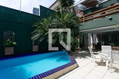 Casa à venda com 280m², 3 quartos e 5 vagasPiscina