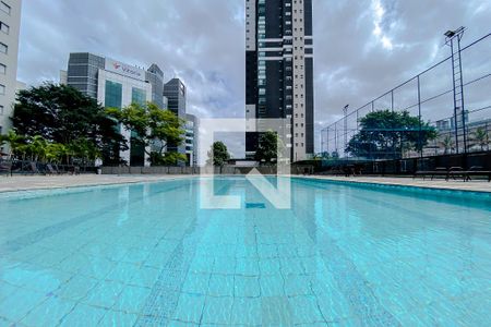 Apartamento à venda com 70m², 2 quartos e 1 vagaÁrea comum - Piscina