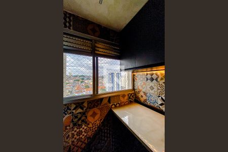 Apartamento à venda com 70m², 2 quartos e 1 vagaÁrea de Serviço