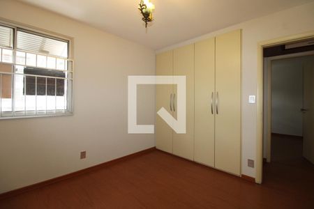 Apartamento à venda com 94m², 3 quartos e 1 vagaQuarto 2
