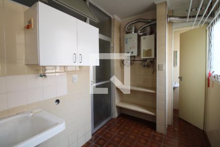 Apartamento à venda com 94m², 3 quartos e 1 vagaÁrea de Serviço