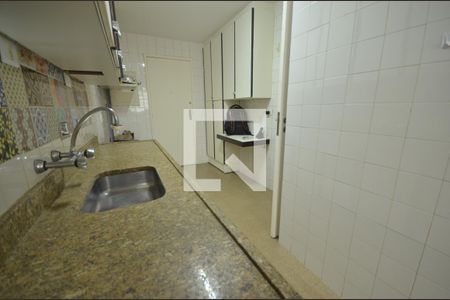 Apartamento para alugar com 95m², 2 quartos e 1 vagaCozinha