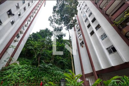 Apartamento para alugar com 95m², 2 quartos e 1 vagaFachada do bloco